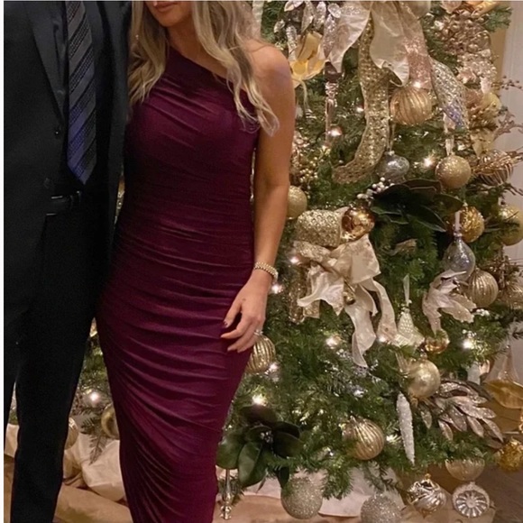 Norma Kamali Diana Dress